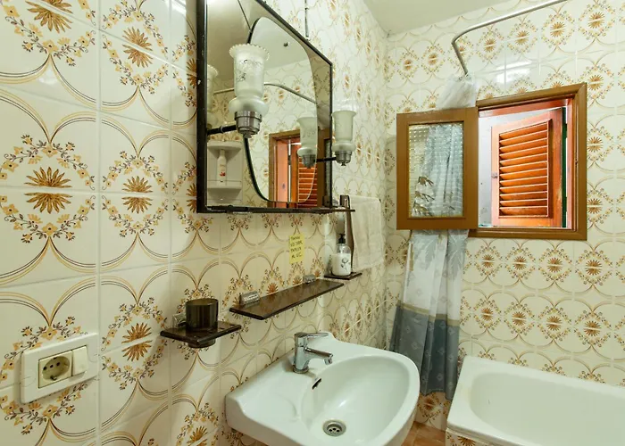 Alejo * فاليسكيو